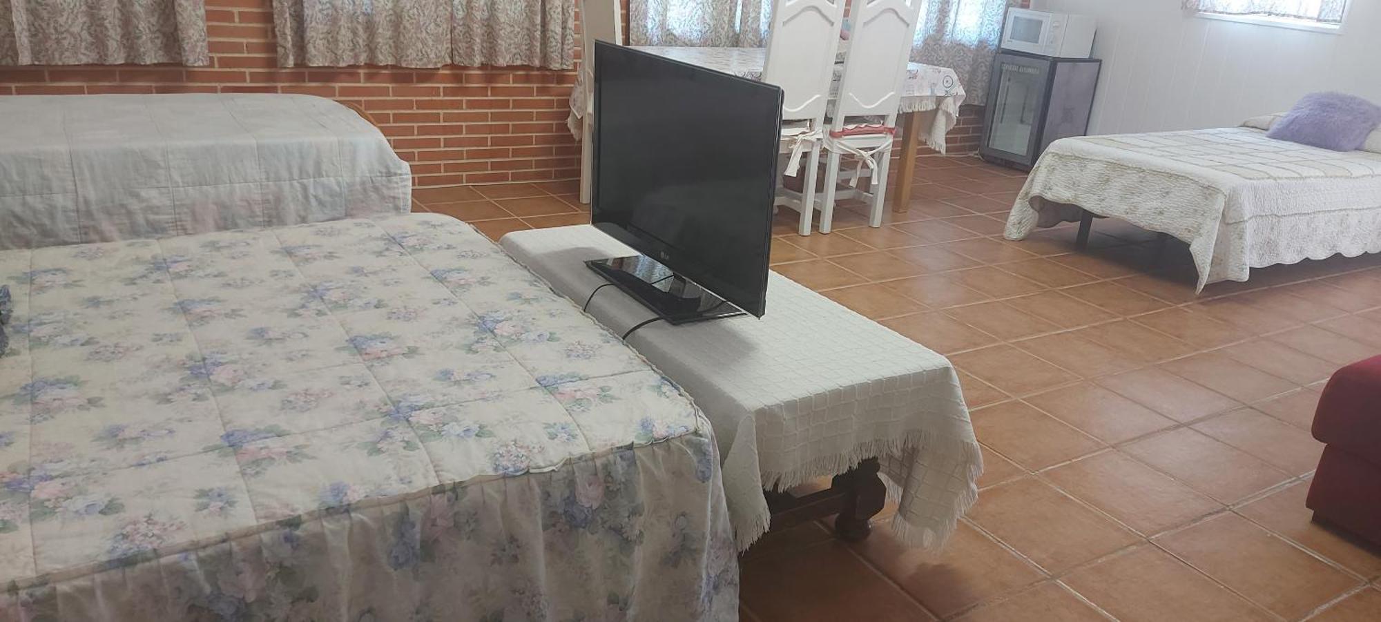 Habitacion,Piscina Y Jardin Асукека-де-Энарес Экстерьер фото